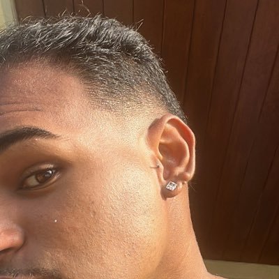 indiioznn's profile picture. 