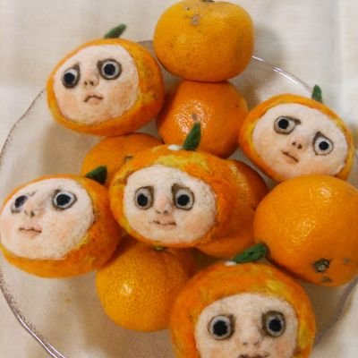 アクセサリー時々ドール的なぬい的なもの│「個性を身に纏い、変身変化し解放せよ」がコンセプトのグラスチェーンを制作しています│リポスト魔、素敵を共有したい│てっとり早く私の作品が見たい方はメディア欄からどうぞ│オーダー受付中│お仕事はDMから