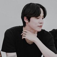 ly ๐๏ธ (@ly_u_u_) 's Twitter Profile