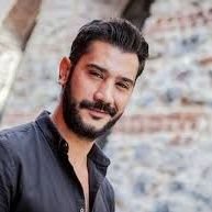 اليقين هو ان تعلم ان الله قادر على تغيير كل شيء للافضل حتى وان كانت الاسباب حولك تقول لك مستحيل