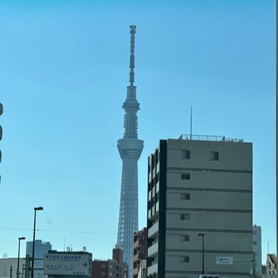 pompimpempumpam's profile picture. 