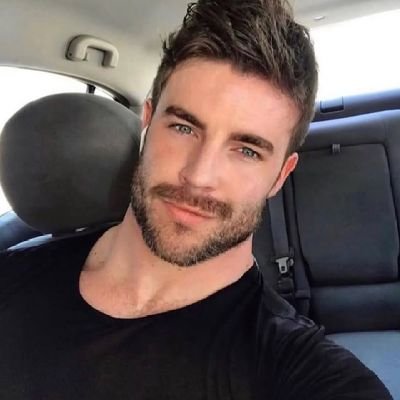 Ihuachurchill3c's profile picture. Live  in Germany