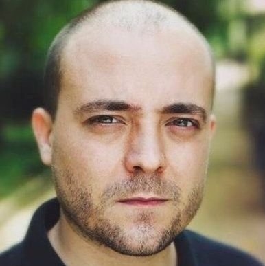 PlijyHuko's profile picture. Puto el que revisa