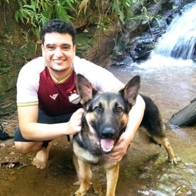 Twitter meramente como rede alternativa/diversão
Dentista do SUS, com muito orgulho 🦷
DDs, MSc em Odontologia - UFG