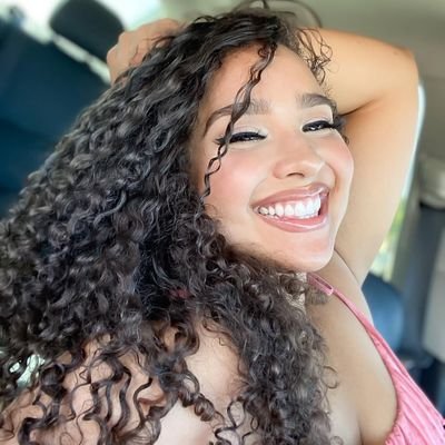 PlusSizeCaity's profile picture. Model/Actress. Haitian and Dominican. Fun-loving  and definitely flirty. Single and looking.  #RP #Fictional (NOT Demeria Obilor)