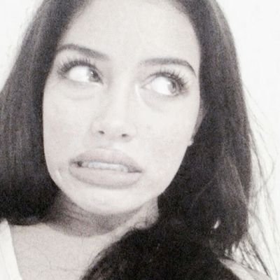 fikzfina's profile picture. 