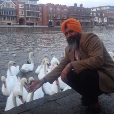 Jaswant52508859's profile picture. ਇੱਕ ਬਹਿ ਕੋਲ ਖੁਸ਼ਾਮਦ ਕਰਦੇ ਗਰਜੀ ਹੋਣ ਕਮੀਨੇ, ਇੱਕ ਬੇਪ੍ਰਵਾਹ ਨਾ ਪਾਸ ਖਲੋਵਣ ਪਰ ਹੋਵਣ ਯਾਰ ਨਗੀਨੇ।               *ਹਾਸ਼ਮ