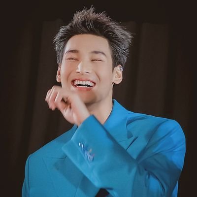 ʜᴇʟʟᴏ യ ♡ ᴀᴘᴏ⁵⁵⁵
ɪ ᴡɪsʜ ʏôᴜ ᴏɴʟʏ ä sᴍɪʟᴇ ˚ Ä :PÖ 🪄 @Nnattawin1
ᵜᵜ ᴀᴘᴏᴄᴏʟʟᴇᴀɢᴜᴇs