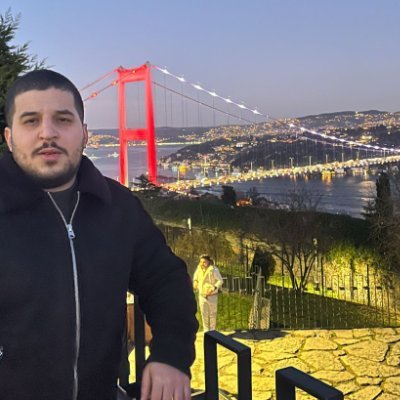 dozyurt13's profile picture. boun