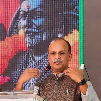 Gurubhat_'s profile picture. Author of 3 books:
ಛತ್ರಪತಿ - ನಾ ಕಂಡಂತೆ ಶಿವಾಜಿ
ರಣಧುರಂಧರ ಛತ್ರಪತಿ ಶಿವಾಜಿ ಮಹಾರಾಜರ ಹತ್ತು ನಿರ್ಣಾಯಕ ಯುದ್ಧಗಳು
ಛತ್ರಪತಿ ಶಿವಾಜಿ - ಕಲ್ಪಿತಕತೆಗಳ ಅನಾವರಣ, ಪುರಾವೆಗಳ ದರ್ಪಣ