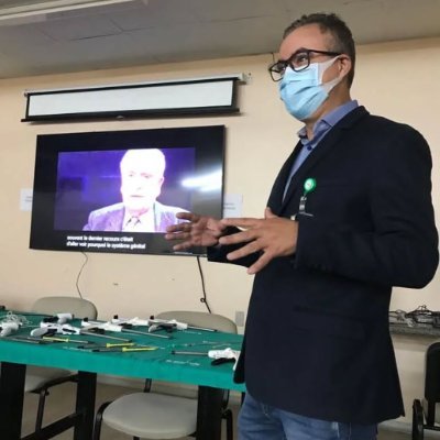 Dr. AHMET Alanay'ın bir doktor olarak 26 yıllık tıp deneyimi, onu çok verimli ve yaygın olarak saygı duyulan biri yapmıştır. Dr. Alanay, Travmatoloji ve Ortoped