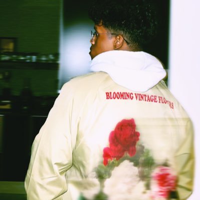 xF184x's profile picture. Be a Coconut.