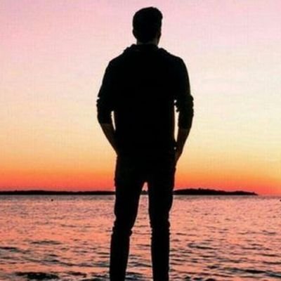 jahan8239's profile picture. جهان سنگدل‌تر از آن بود که کمکم کند، خدا هم ساکت‌تر از آن بود که انتظارش را داشتم..