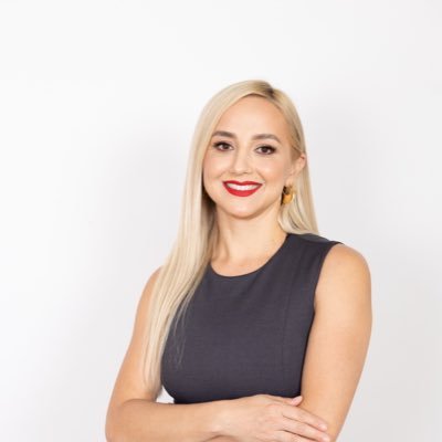 Mamá, Deportista, Medica, Docente, Emprendedora, Escritora