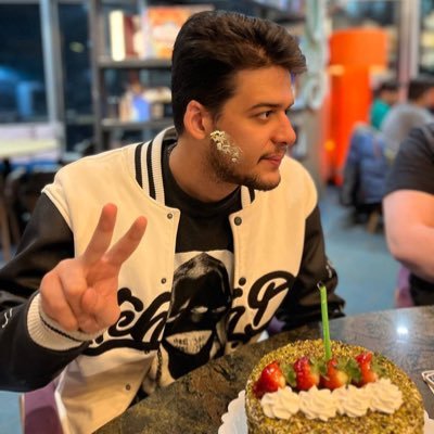 Alirrezahz's profile picture. یکم بی‌حوصله - خیلی بی‌اعصاب