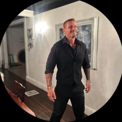 I am a modern day Metaphysical teacher here to help you move into the web3