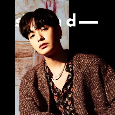 Say my name Jung Ki Seok a.k.a Simon Dominic (1984). D-A-R-K that's my room type and also kinda selective.