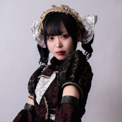 ほしなです。idol【@WANNA_fig 】の青色🐶 (@first_idol_gate)所属 9月7日WANNA解散します!
