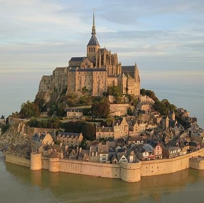 jojolino33's profile picture. un gueux parmis les gueux #JambonBeurre #Zemmour #Lepen #Poutine #Orban #Meloni #JusticePourLola
Anti fascistes antifas #LesNotresAvantLesAutres