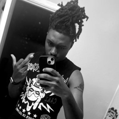 IceboySnow's profile picture. 23⛹🏾                                                       Htx🏚️                                                    YouTuber🎬🎥