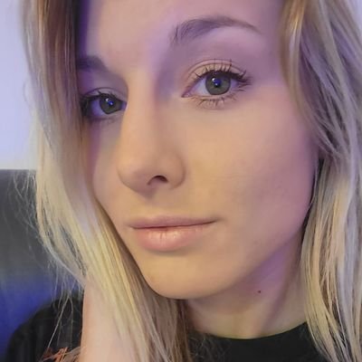 summer_Evelyn1's profile picture. Heavy Equipment machanic model/Actress/infulencer/car🚘🚘🚘 for sale  Business inquiries delivery quickly🚘