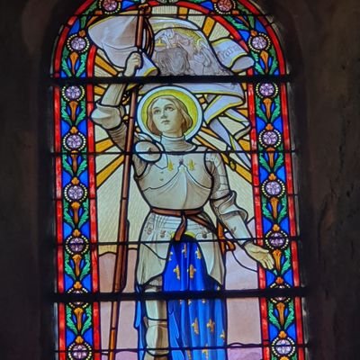 Val_de_nuit's profile picture. Française fière de ses ancêtres paysans. La France au cœur du monde brillera à nouveau après avoir viré tous les nuisibles traitres à la Nation 🐞#PIC