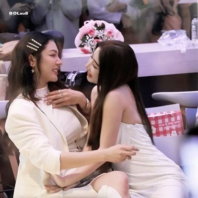 MengSong0729's profile picture. 互关互关，老师们，干亖0星❤️🧡💛