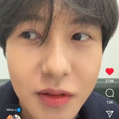 itsyellowfiy Profile Picture
