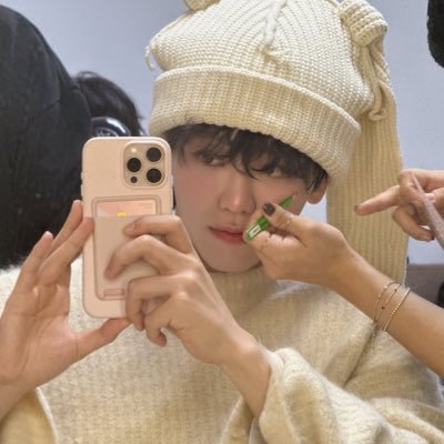 jjaembun's profile picture. 