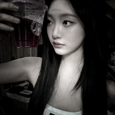 pocesxjs's profile picture. 