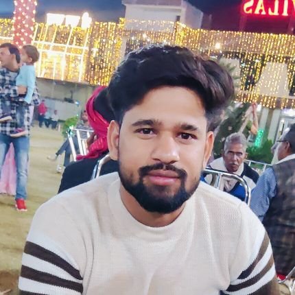 shubamlakhera26's profile picture. 