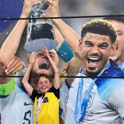 grippertoon's profile picture. 