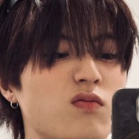 ale (@pje0ng) 's Twitter Profile