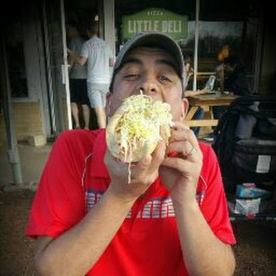 363744747v74898's profile picture. 