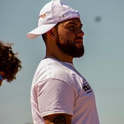 Coach Forrest 🦛 Profile