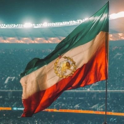 RoyaRonika's profile picture. 