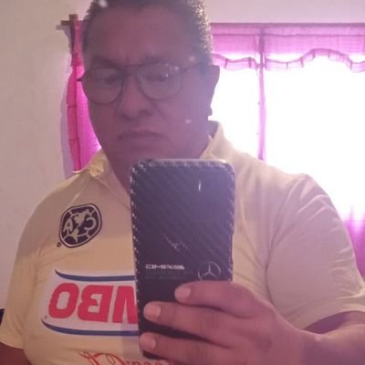 amante de la buena música y admirador de la belleza femenina,anti 4T.
Nunca juzgues un libro por su portada.
americanista de corazón!!🏆⚽🦅