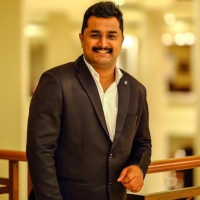 Filmmaker | Digital Marketer | Lyrical Video Creator Managing Director @digitallynow