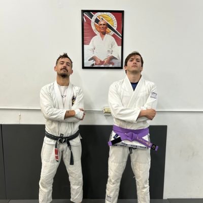Decently experienced kickboxer. RGJJ Purple Belt. Wrestling enjoyer. Combat sport hobbyist. Father. Most importantly: Follower of Christ. Yeshua hu melech ✝️