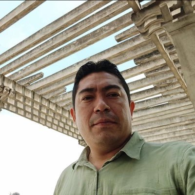 Ciudadano con toda libertad de acción y pensamiento
-Permanecer con paciencia hasta la última gota de la tormenta-