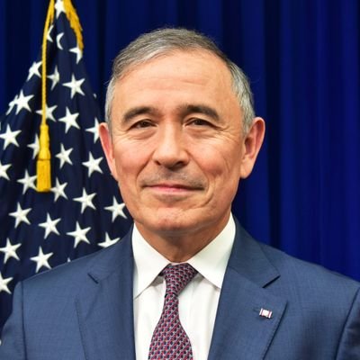 Harry B. Harris, Admiral, US Navy (Retired); former U.S. Ambassador to the Republic of Korea; former U.S. PACOM Commander.✪