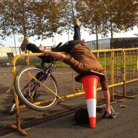 pessoas caindo ou quase (@uecaiu) 's Twitter Profile Photo pessoas caindo ou quase (@uecaiu) 's Twitter Profile Photo