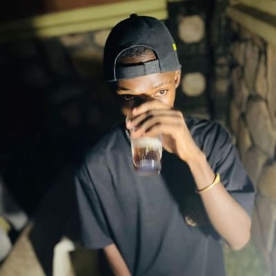 Guy with ambitions.
Forex trader📱 Man utd die hard https://t.co/c76K409RZd
PUBG: player🎮