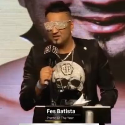 Award winning Influencer Boxer @misfitsboxing 👑 Inspired by @ladygaga trained by @realroyjonesjr Anti bullying ambassador for @wbcboxing #UTT