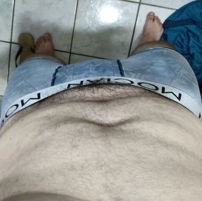 Hobbit, safado que gosta de uma putaria.
Ovatsug no telegram.