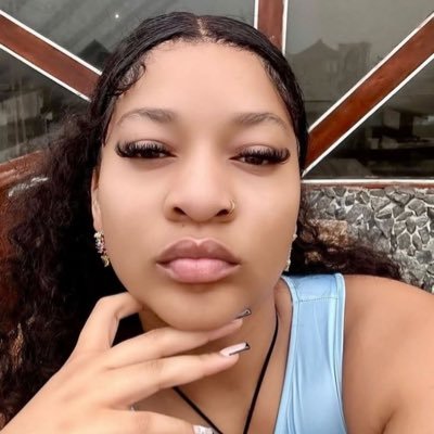 H50109Hellen's profile picture. I’m not an upgrade member and feel free to send me a message I don’t bite😀, I like to get to know someone. and I don’t judge people without knowing them,