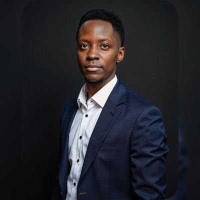 • Founder • Bootstrapper • Dev • Storyteller • Writer • Artist • Innovator • Generalist • 🇺🇬 🇺🇸