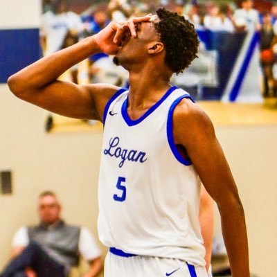 LouryDavius's profile picture. 6’7 #7085739540 @loganvolsbball 3⭐️