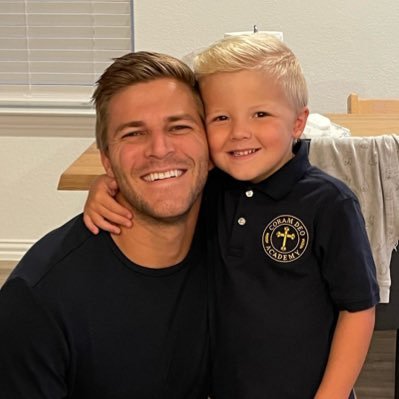 j_rlawson's profile picture. husband, father, lead pastor @parkwaymckinney, “for every look at yourself, take ten looks at Christ”