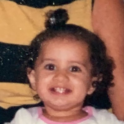 __mcloreninha__'s profile picture. paz entre nós, guerra aos senhores